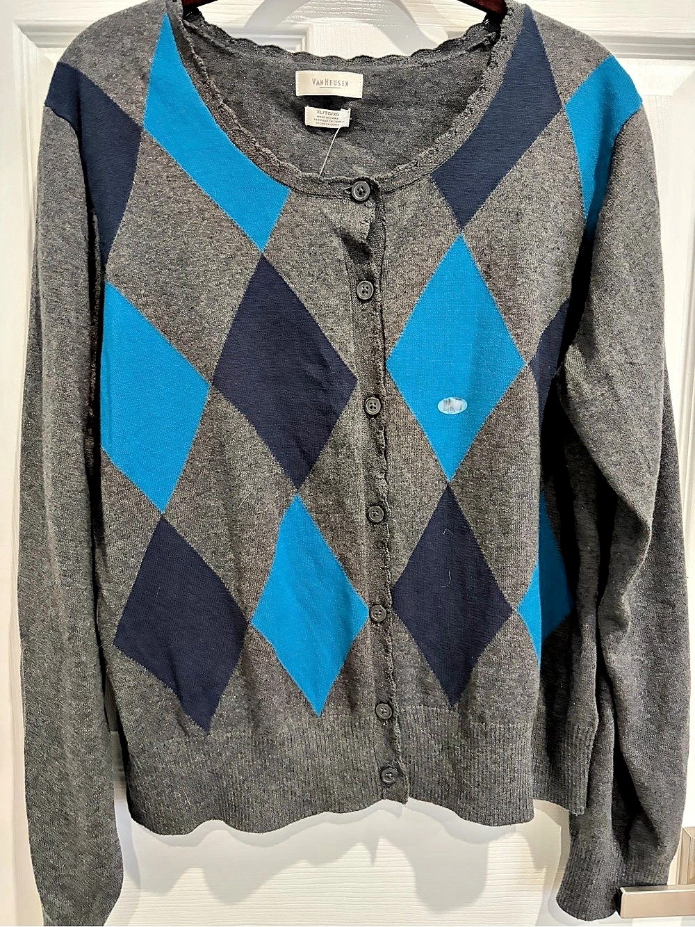 Van Heusen Ladies Argyle Cardigan in Gray & Blue, XL NWT